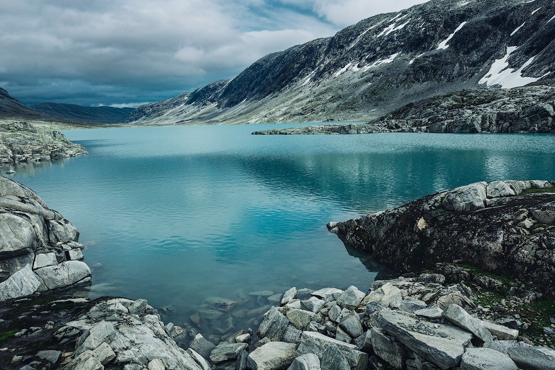 See an der Norwegischen Landschaftsroute Gamle Strynefjellsvegen